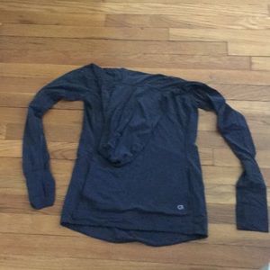 Gap workout shirt